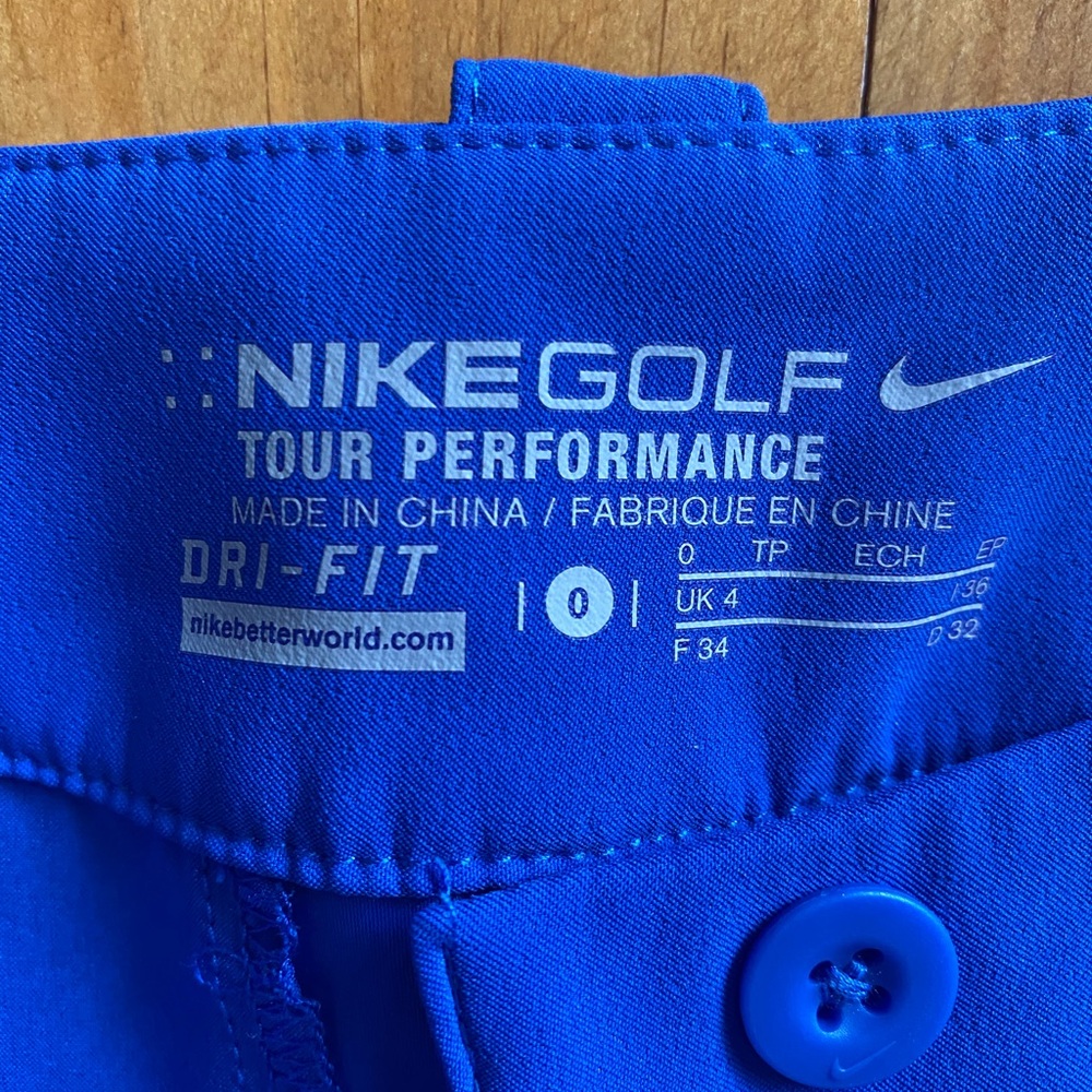 Nike Golf - Women’s shorts cobalt blue